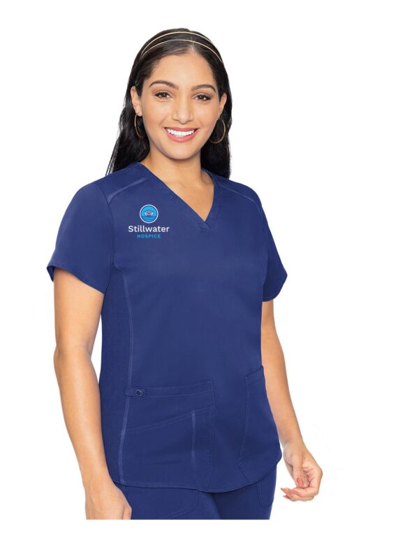 MC7459 Med Couture Touch Women's V-Neck Shirttail Top
