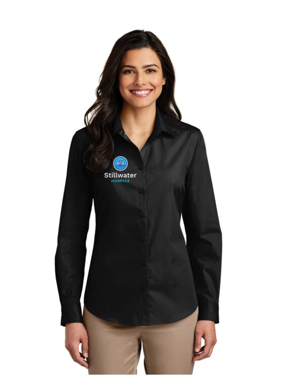 LW100 Port Authority Port Authority Ladies Long Sleeve Carefree Poplin Shirt