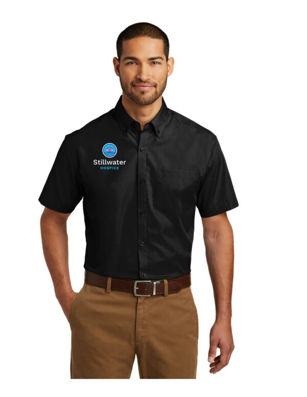 W101 Port Authority Port Authority Short Sleeve Carefree Poplin Shirt